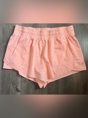 Avia Light Peach XL Women's Athletic Shorts with Elastic Waist